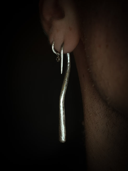 HOOK EARRINGS IN SILVER (PAIR)